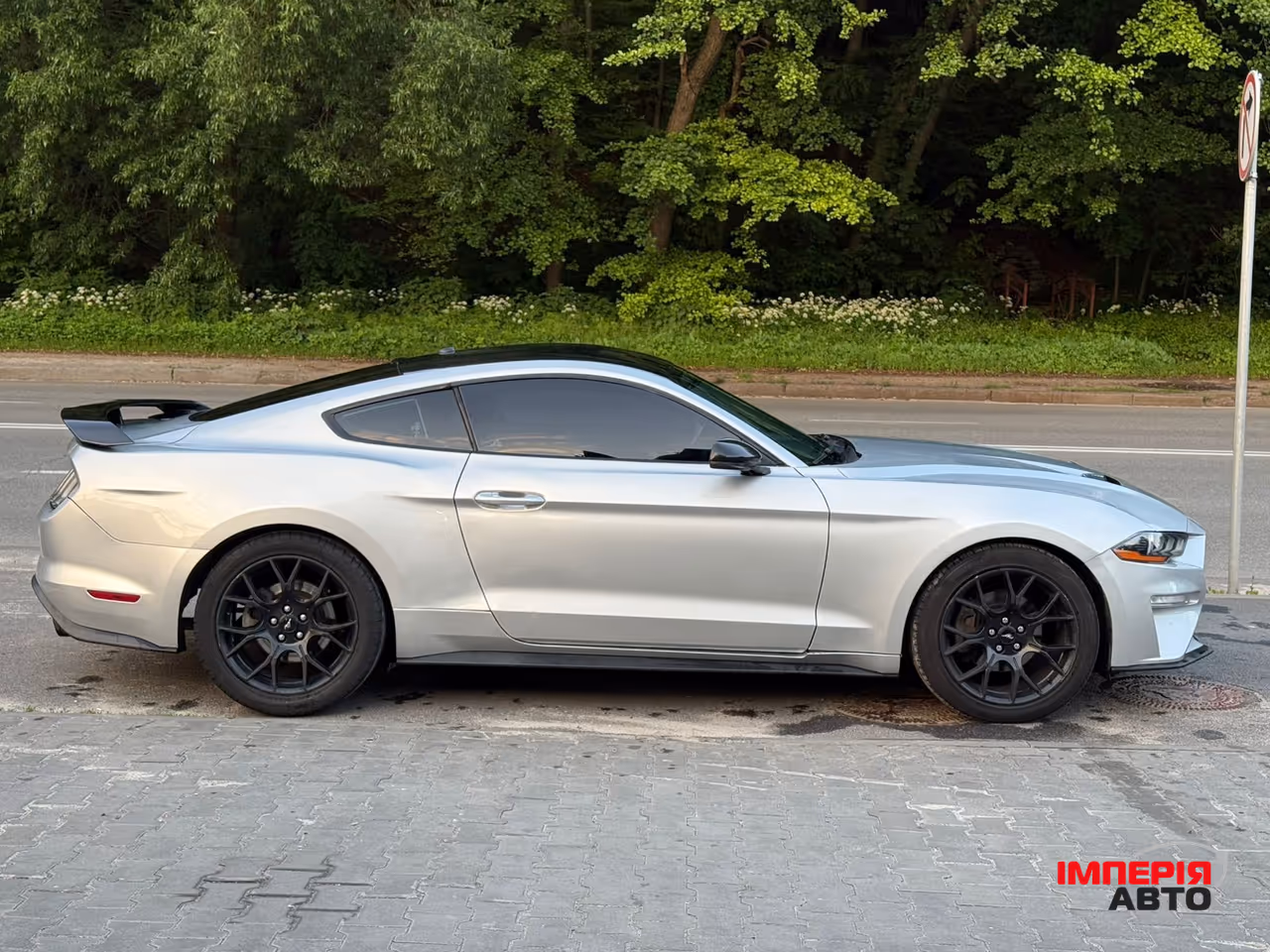 Ford Mustang - фото 7