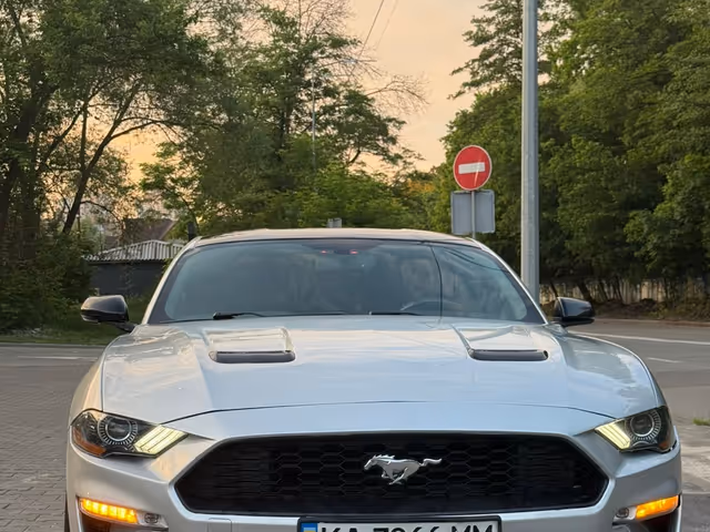Ford Mustang - зображення 3