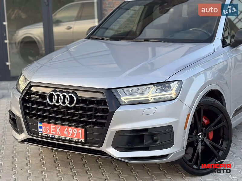 Audi Q7 - фото 15