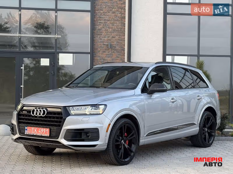 Audi Q7 - фото 39