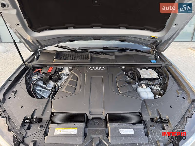 Audi Q7 - фото 57