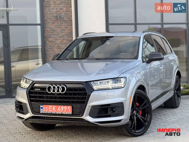 Audi Q7 - фото 13