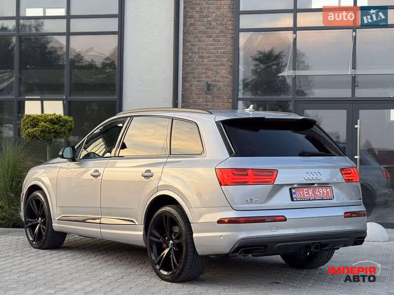 Audi Q7 - фото 3