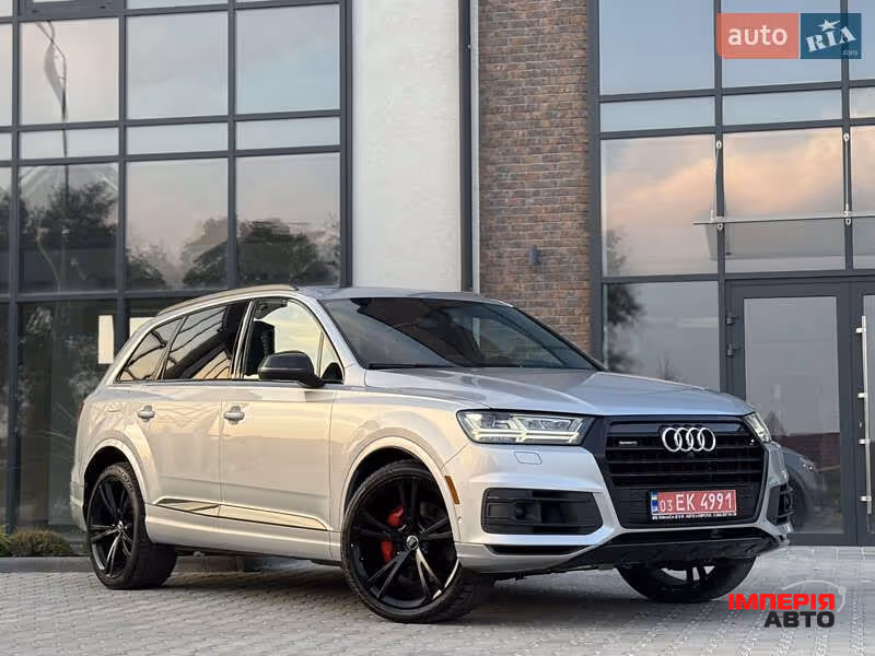 Audi Q7 - фото 1