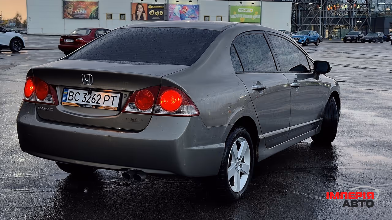 Honda Civic - фото 2