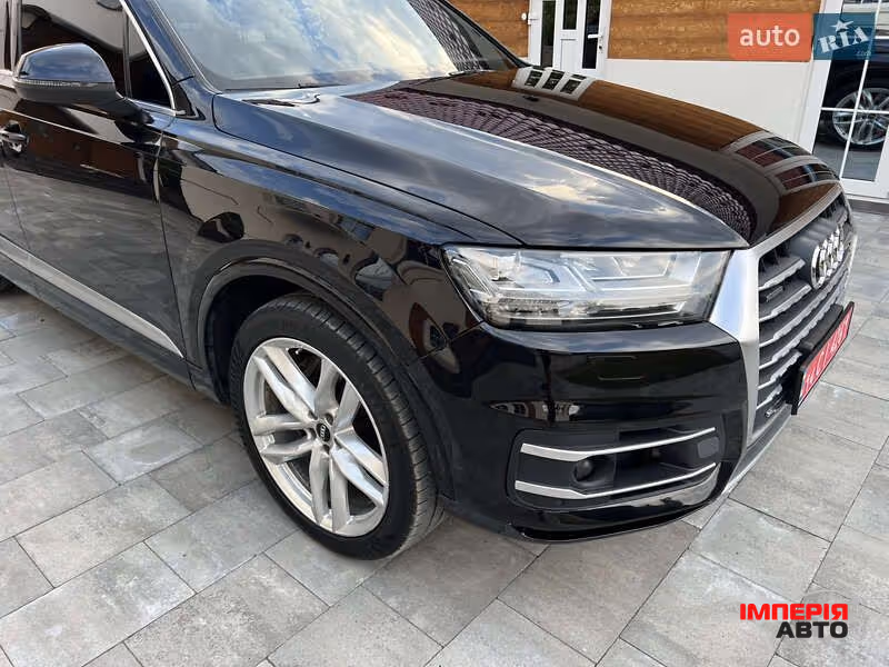 Audi Q7 - фото 19