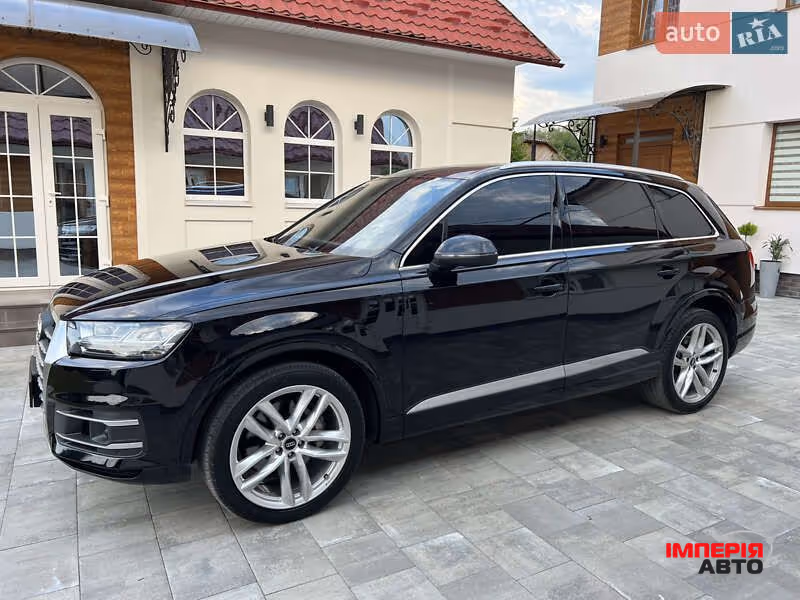Audi Q7 - фото 13