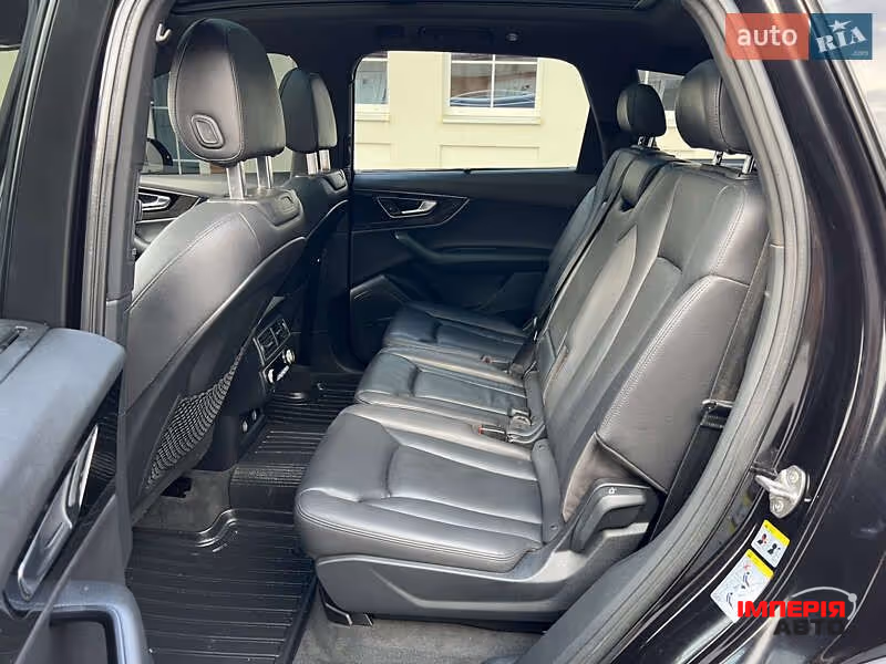 Audi Q7 - фото 53