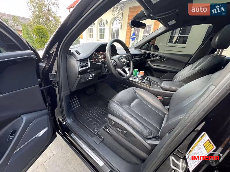 Audi Q7 - фото 35