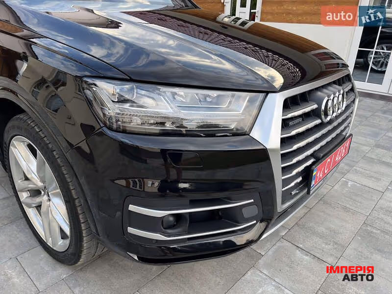 Audi Q7 - фото 33