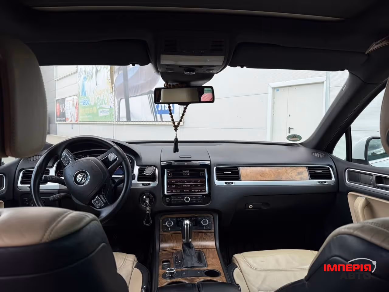 Volkswagen Touareg - фото 8