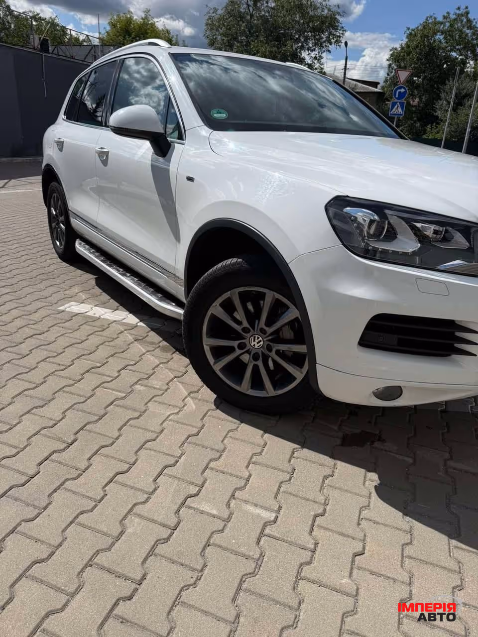 Volkswagen Touareg - фото 2