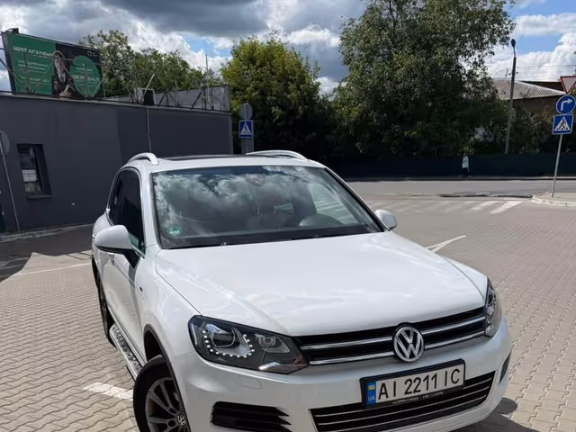 Volkswagen Touareg - зображення 1