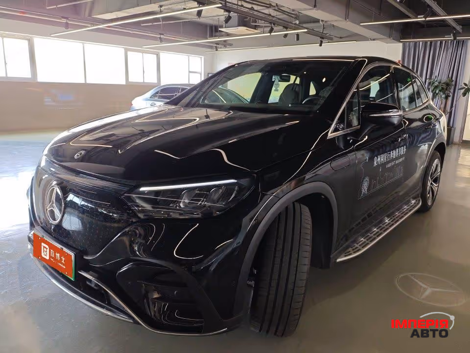 Mercedes-Benz EQE SUV - фото 1