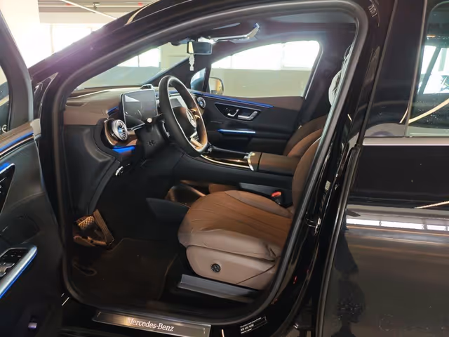 Mercedes-Benz EQE SUV - зображення 4