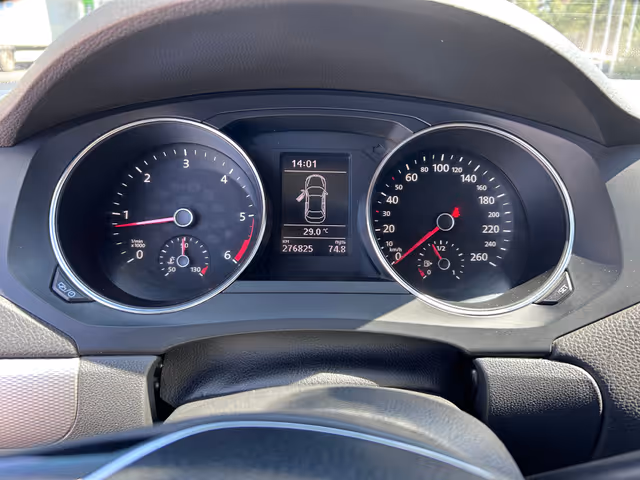 Volkswagen Jetta - зображення 4