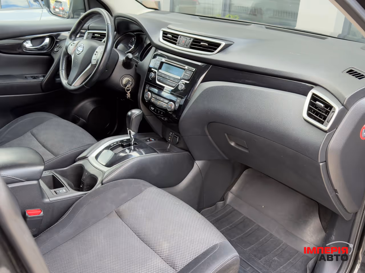 Nissan Qashqai - фото 12