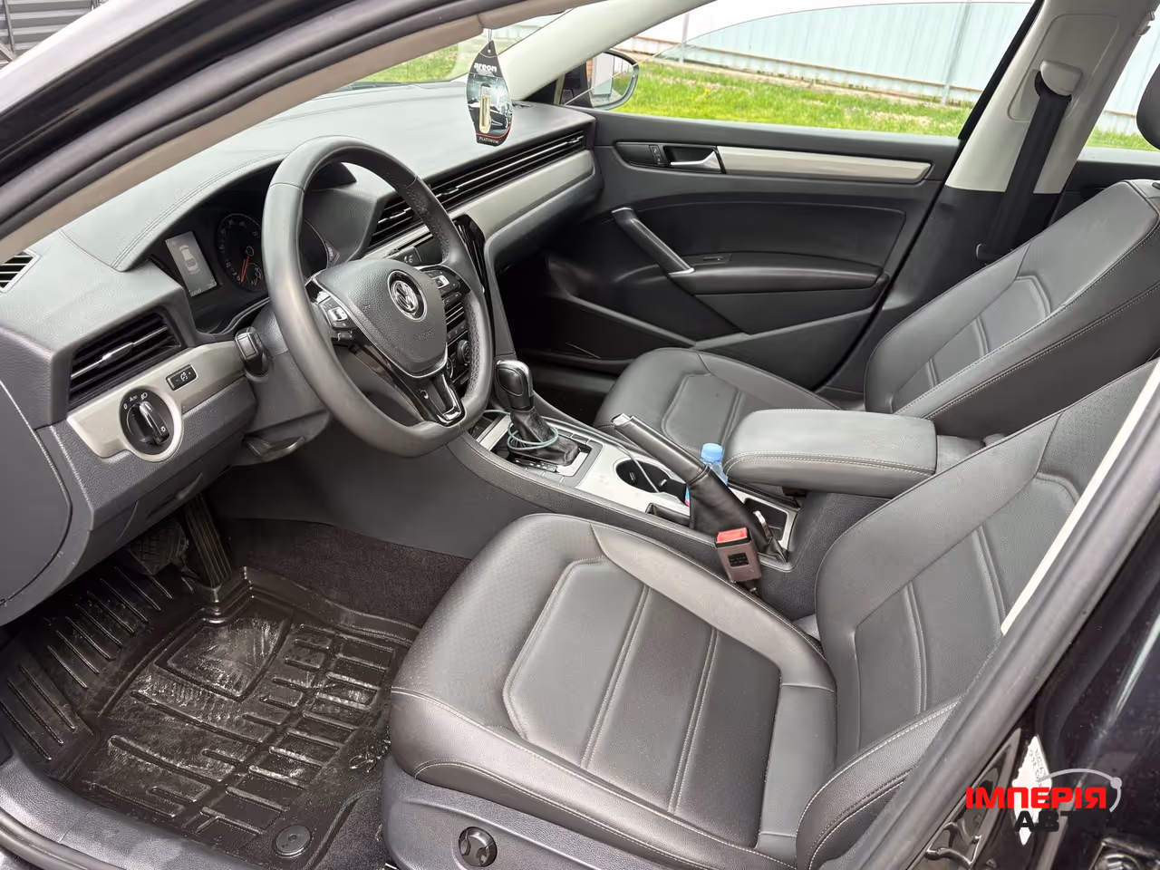 Volkswagen Passat - фото 12