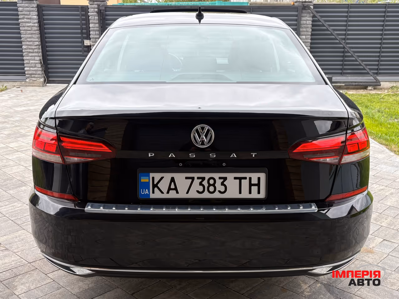Volkswagen Passat - фото 2