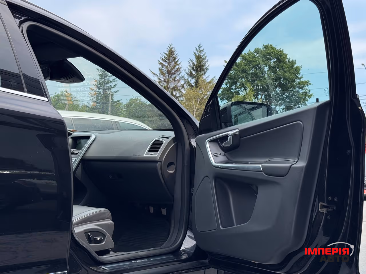 Volvo XC60 - фото 69