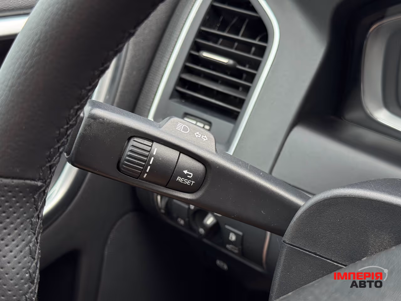 Volvo XC60 - фото 37