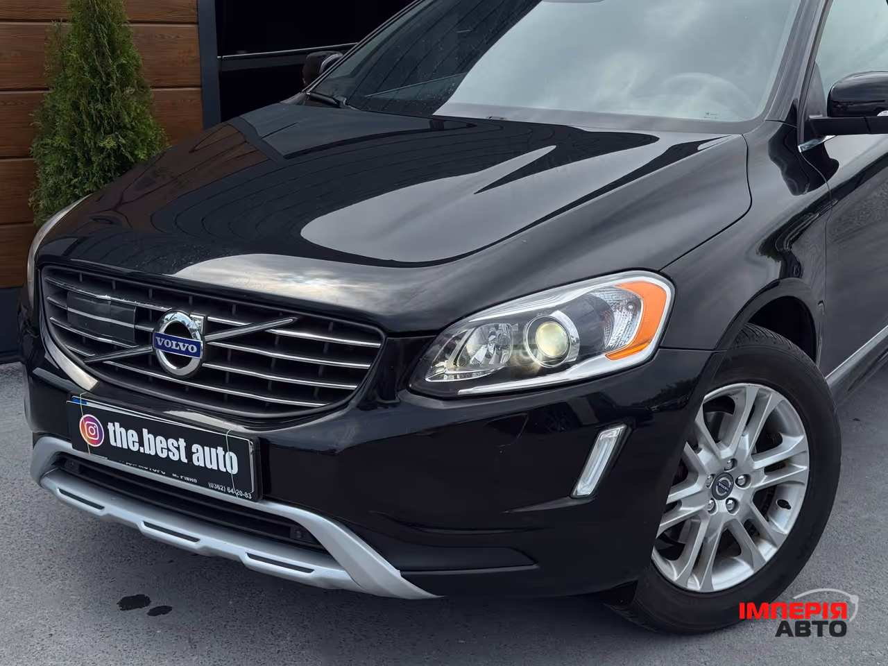 Volvo XC60 - фото 2