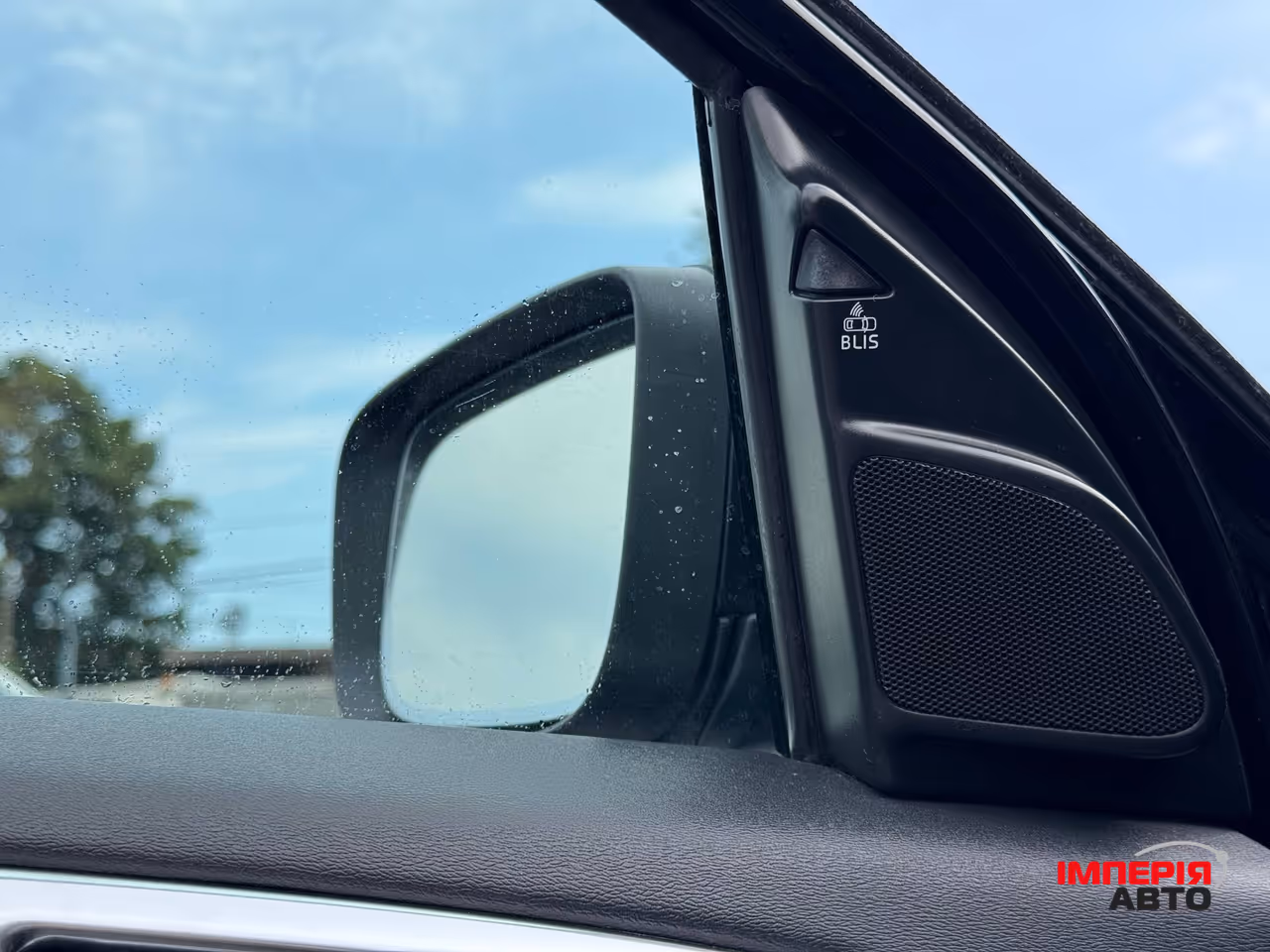 Volvo XC60 - фото 29