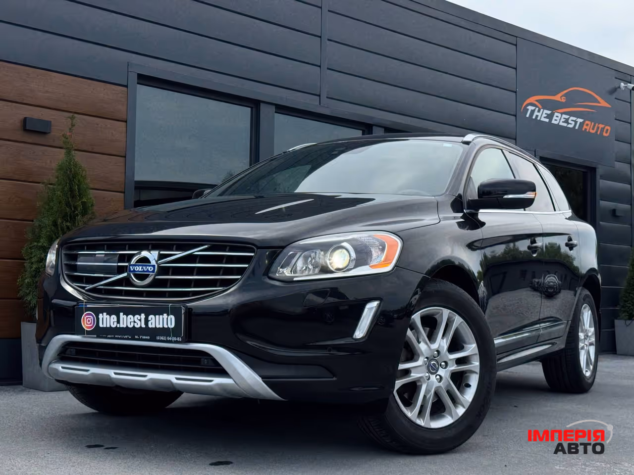 Volvo XC60 - фото 1