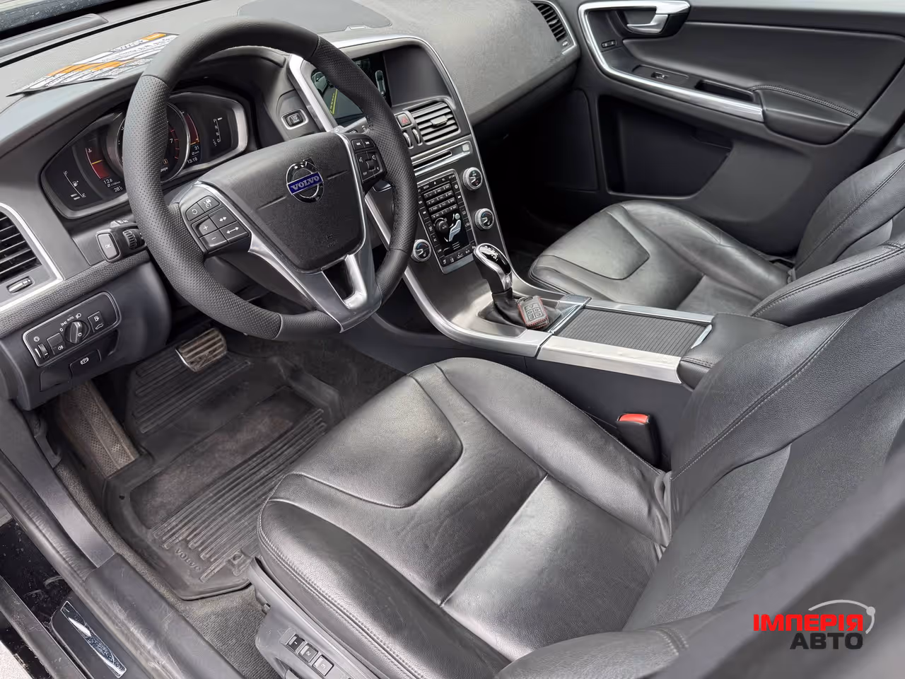 Volvo XC60 - фото 47