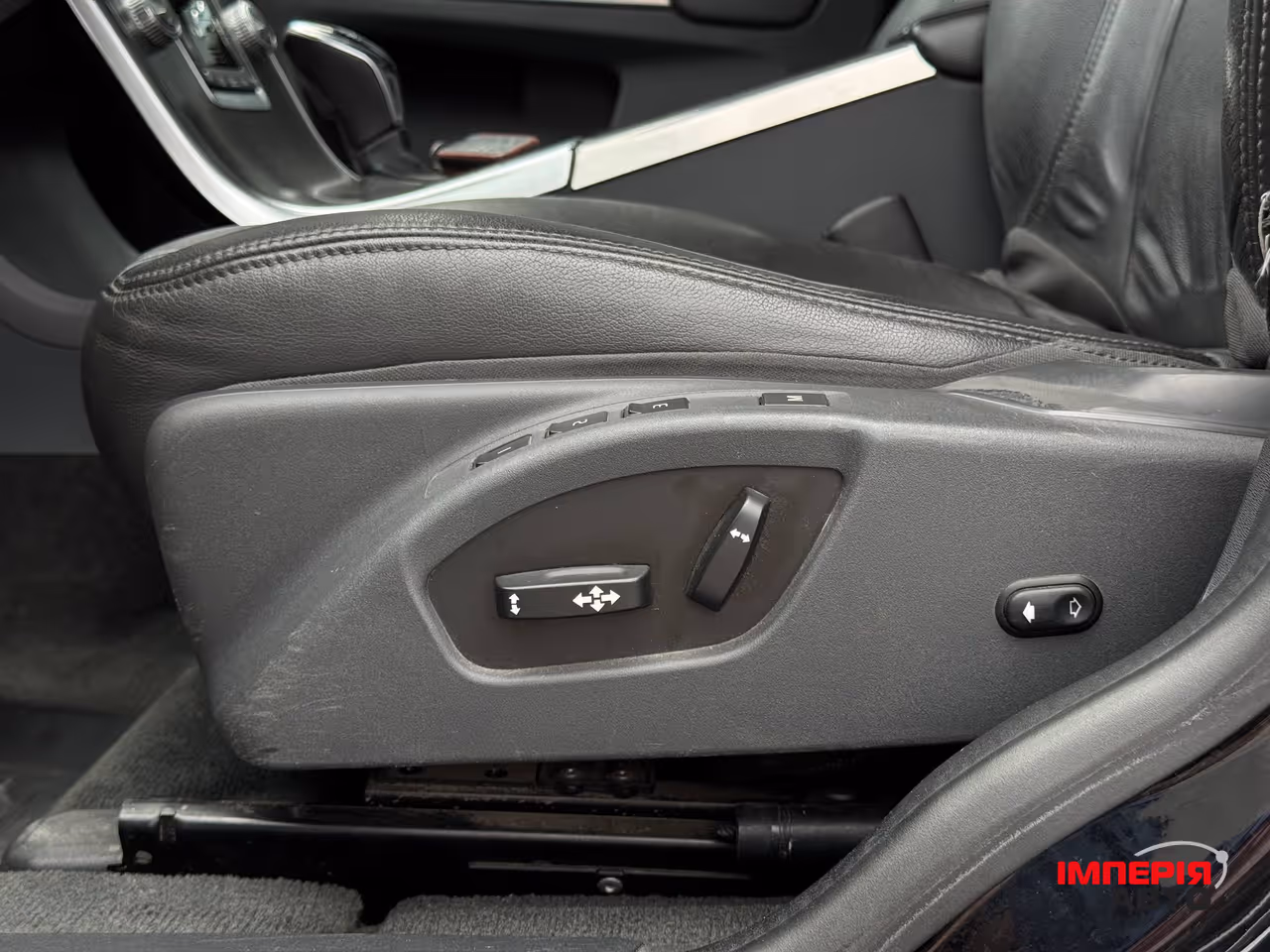 Volvo XC60 - фото 46