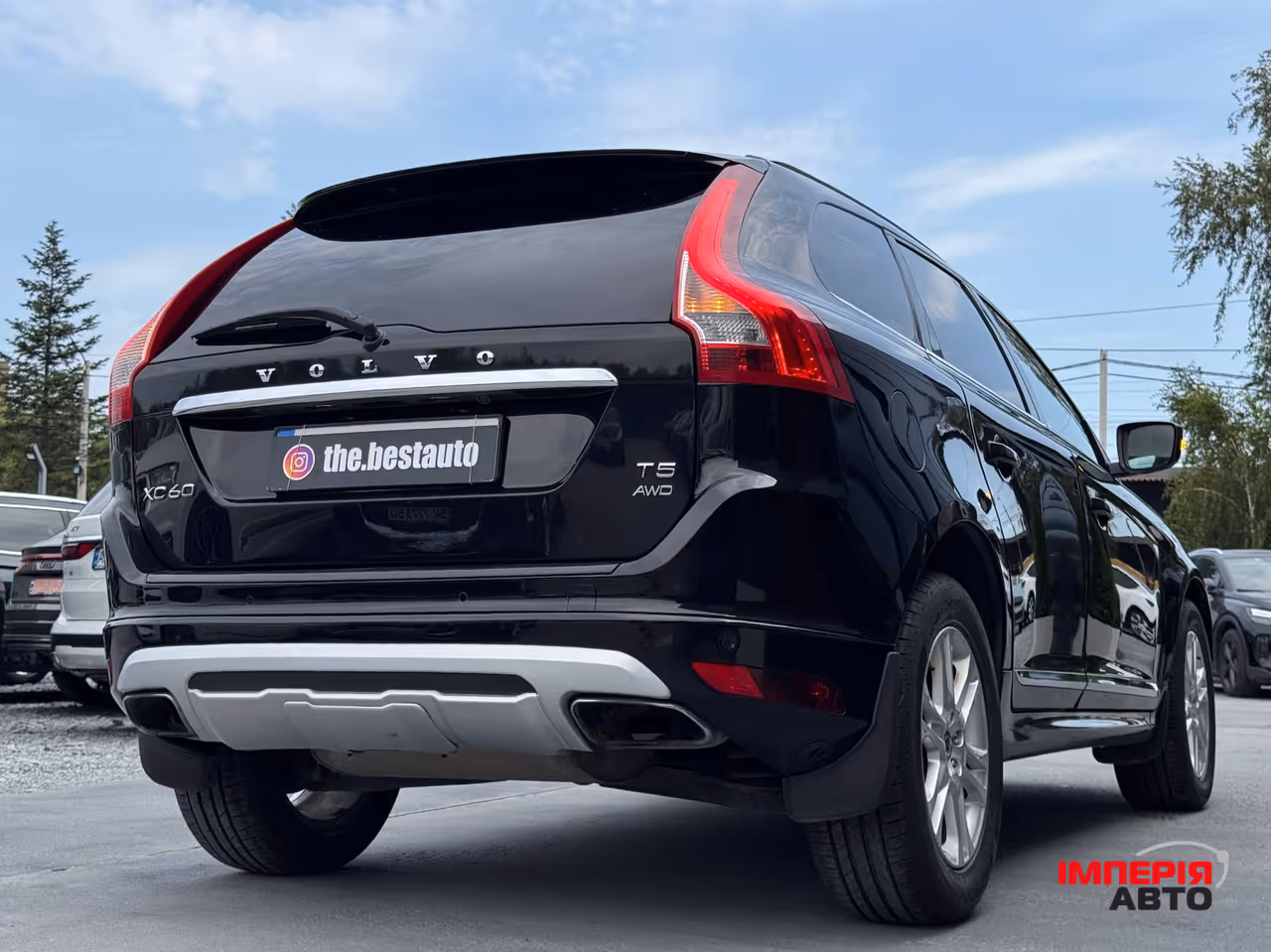 Volvo XC60 - фото 17