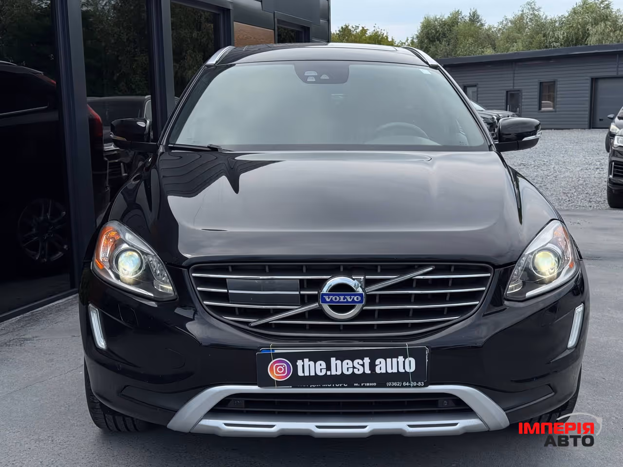 Volvo XC60 - фото 8