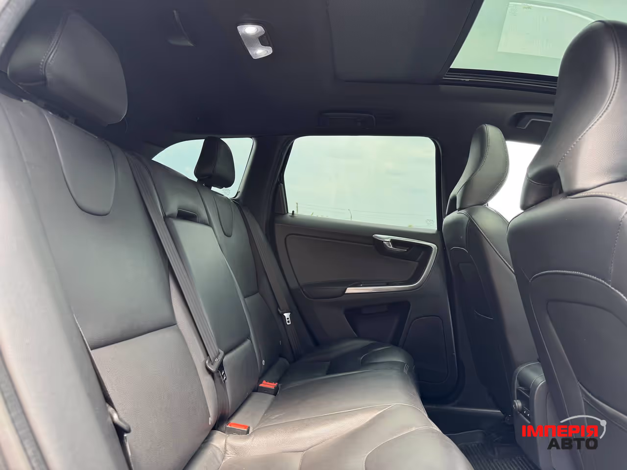 Volvo XC60 - фото 62