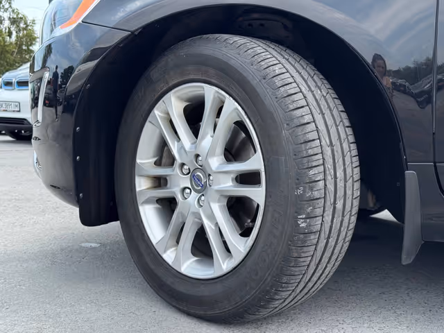 Volvo XC60 - зображення 5