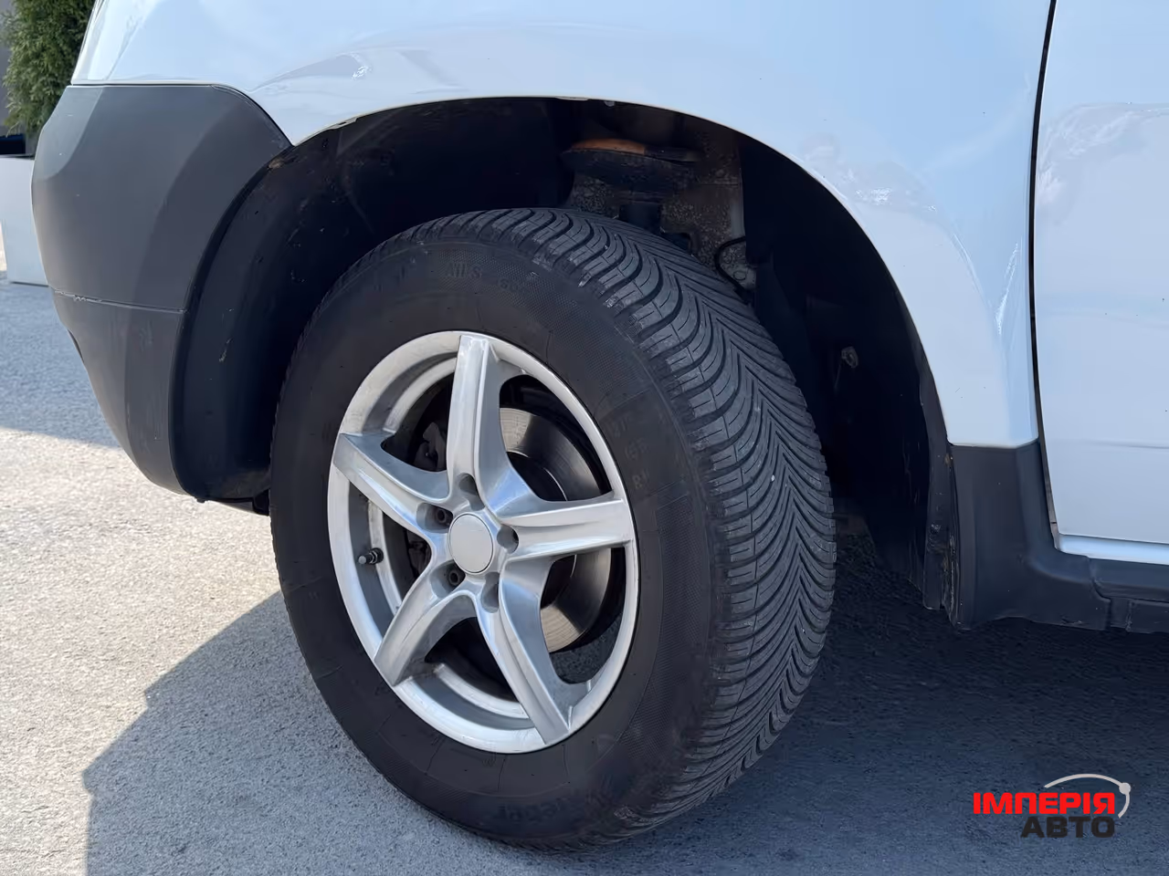 Dacia Duster - фото 5