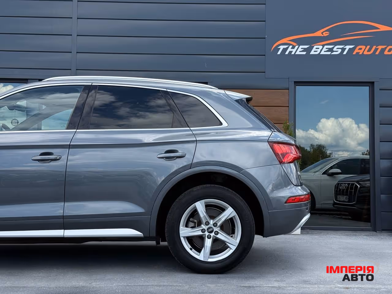 Audi Q5 - фото 7