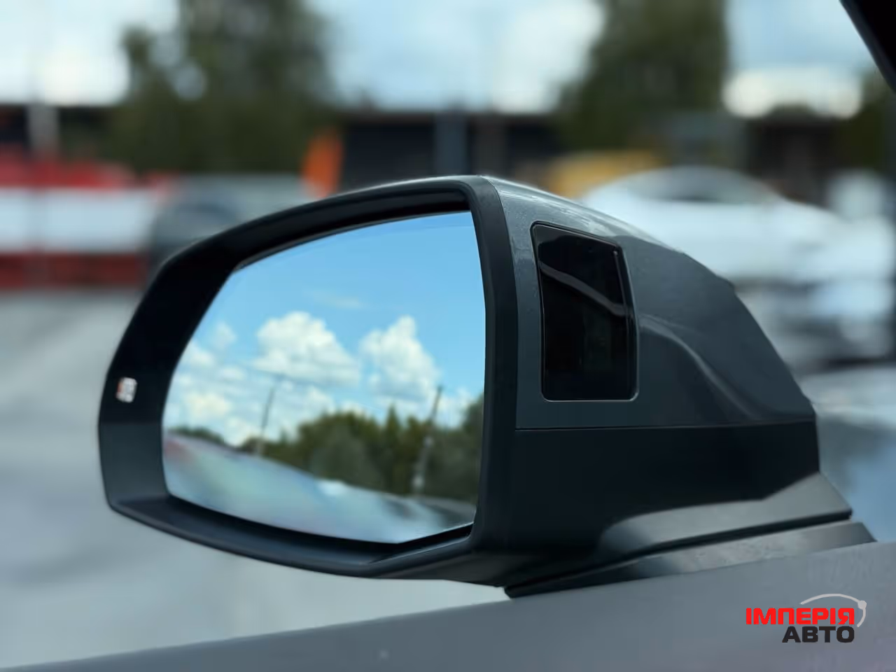Audi Q5 - фото 17