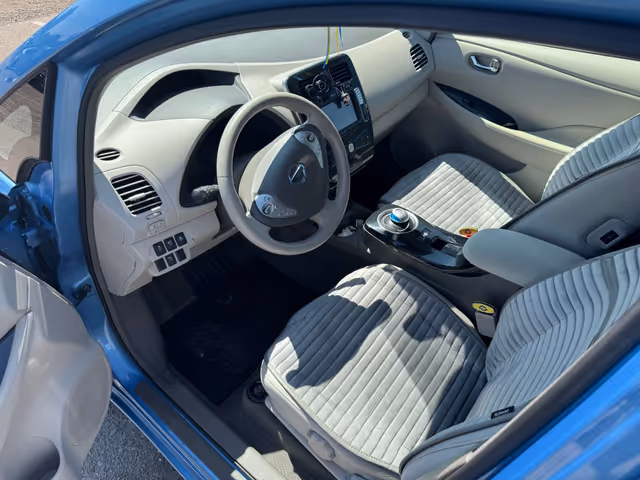 Nissan Leaf - зображення 5