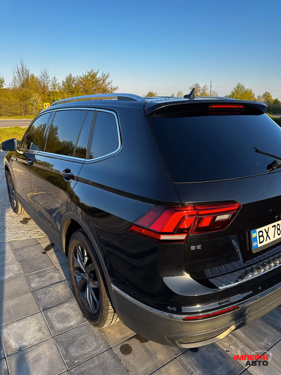 Volkswagen Tiguan R - фото 6