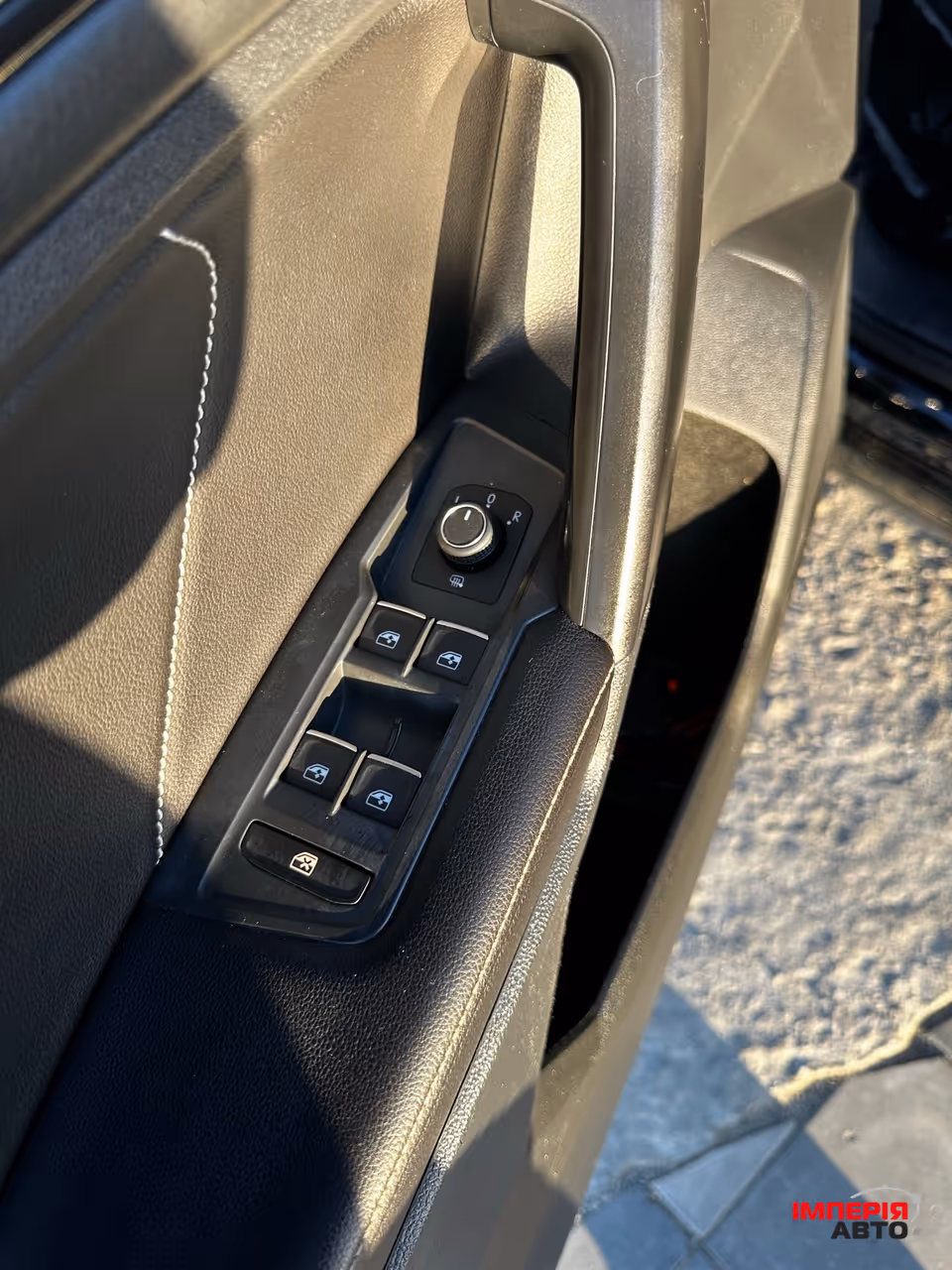 Volkswagen Tiguan R - фото 14