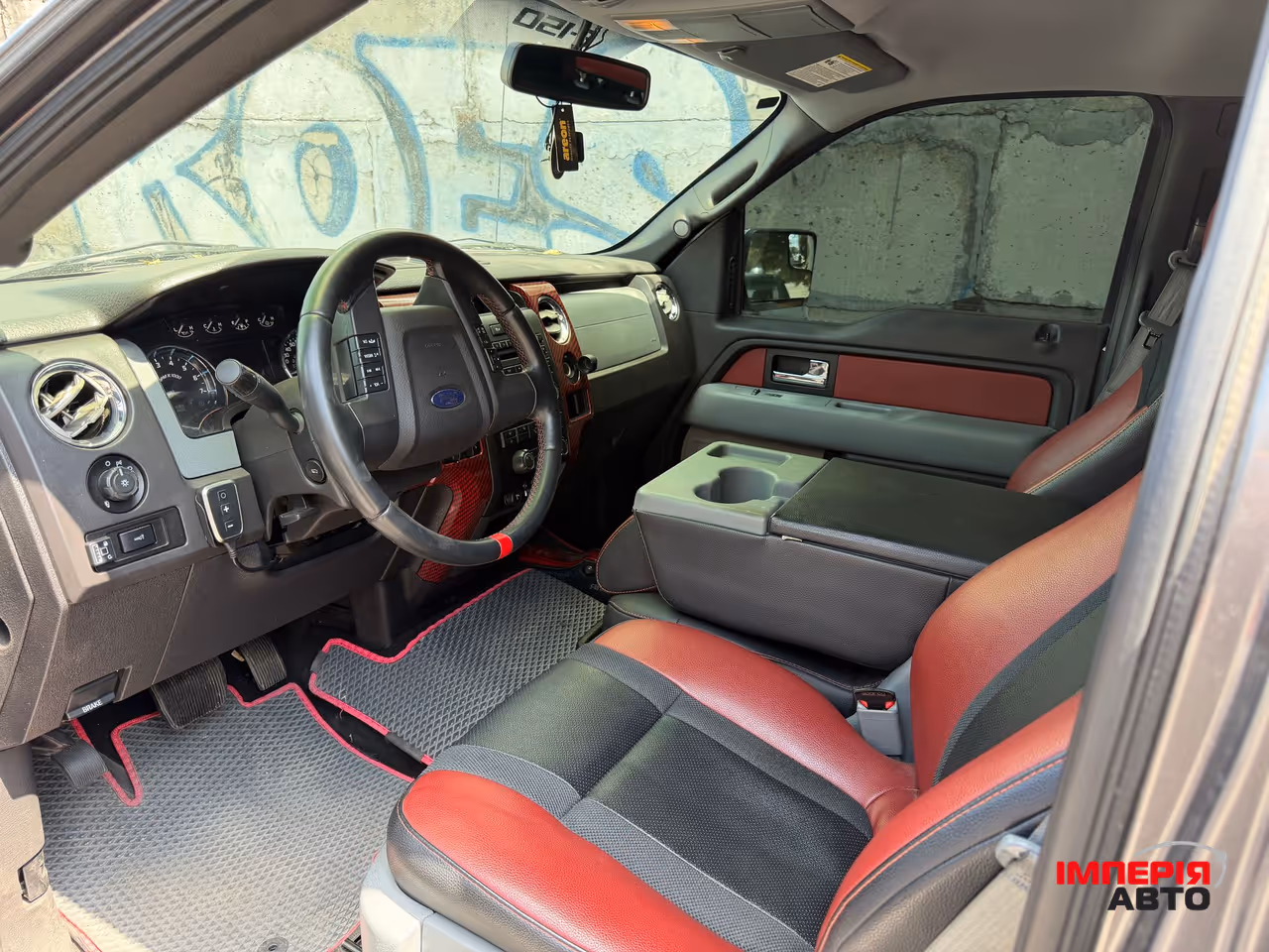 Ford F-150 - фото 2