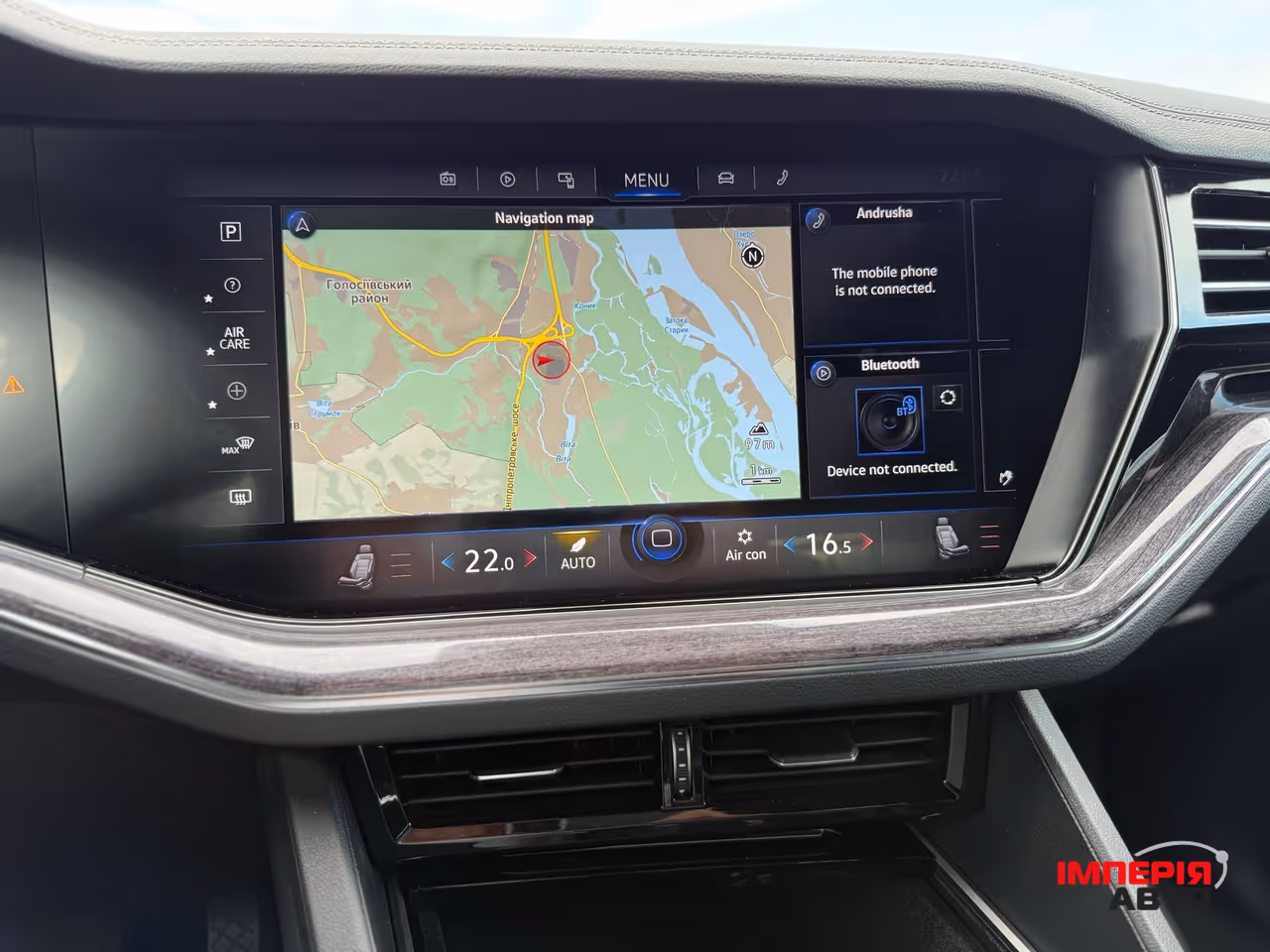 Volkswagen Touareg - фото 16