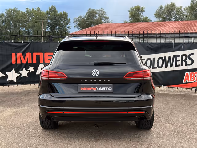 Volkswagen Touareg - зображення 5
