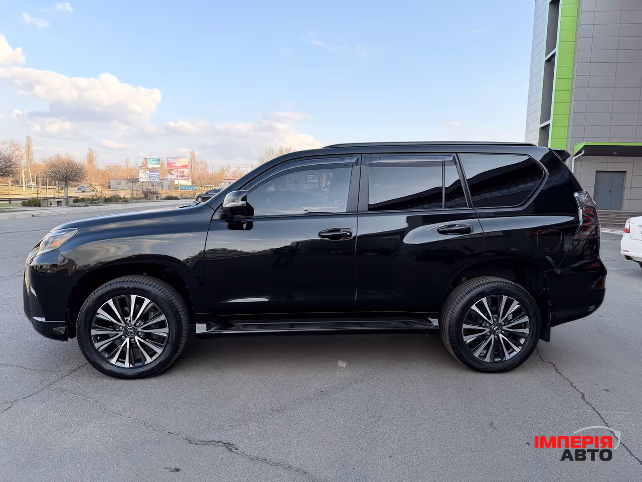 Lexus GX - фото 13