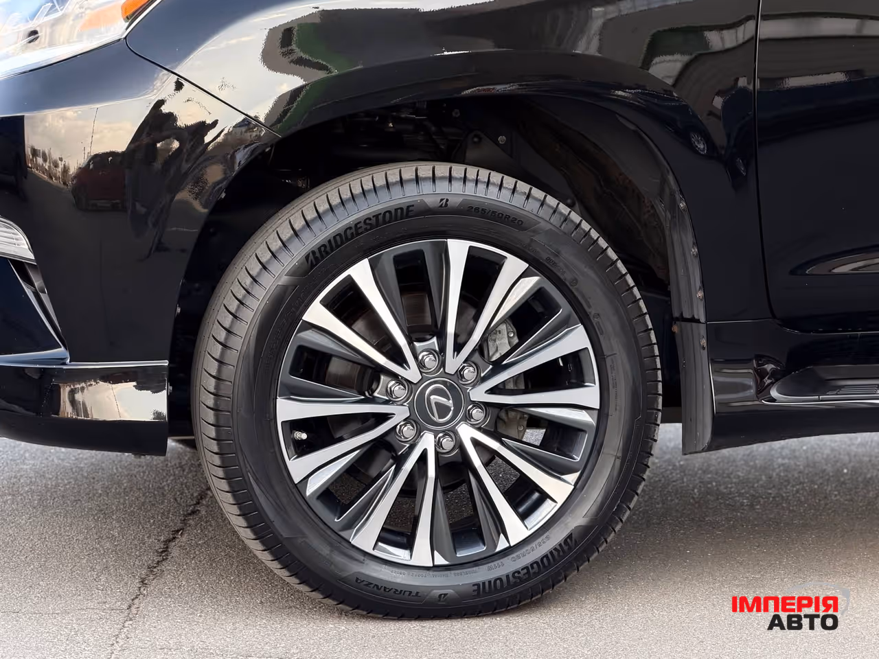 Lexus GX - фото 12