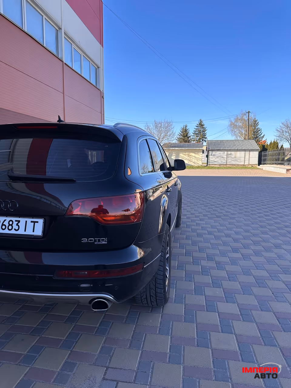 Audi Q7 - фото 4