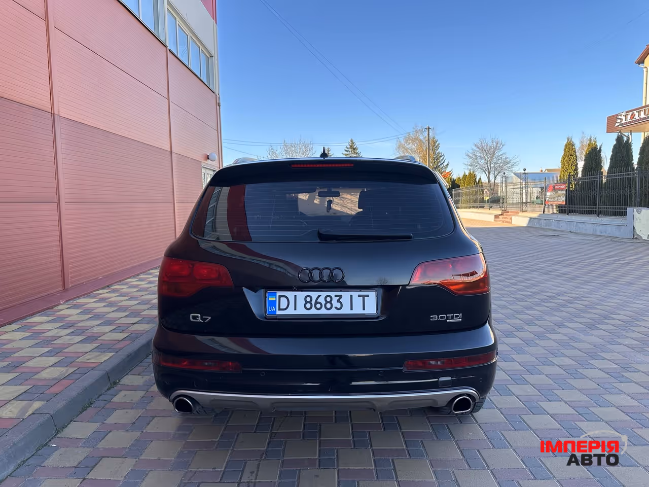 Audi Q7 - фото 5