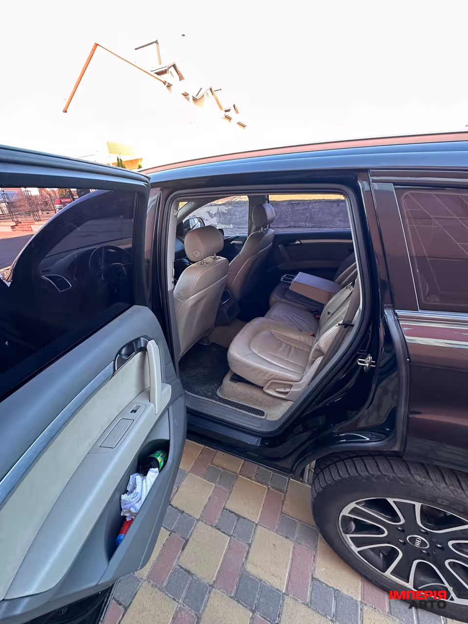 Audi Q7 - фото 9