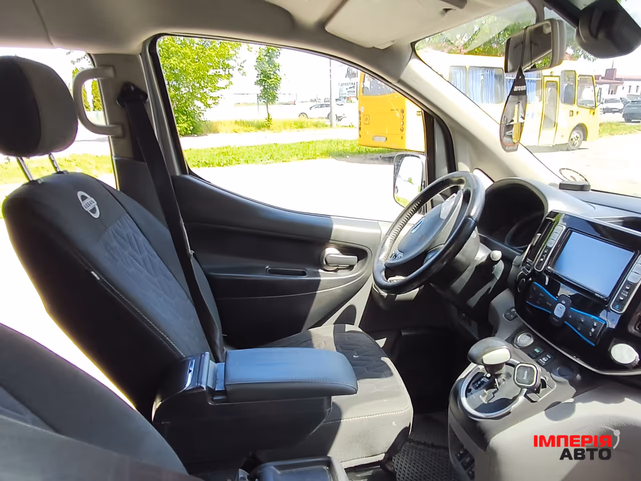 Nissan NV200 - фото 10