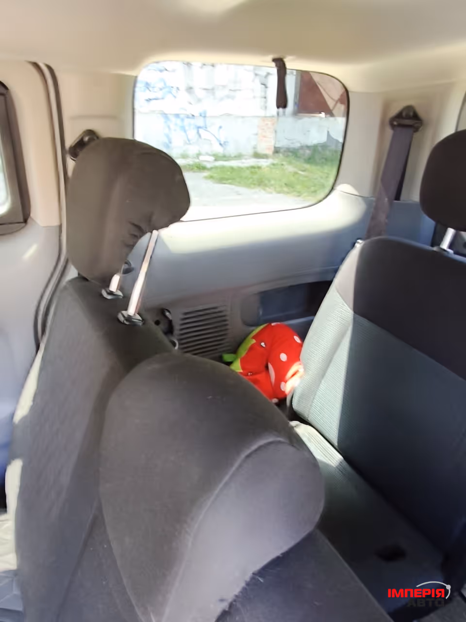 Nissan NV200 - фото 12